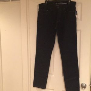 *Brand new* never been worn Gap Men’s Jeans